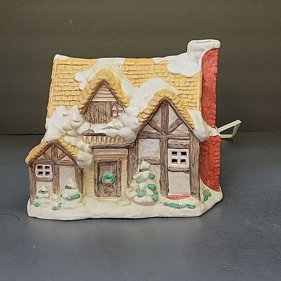 Vintage Christmas Porcelain House Village Bisque Light M5035 Studio Five - Picture 4 of 13